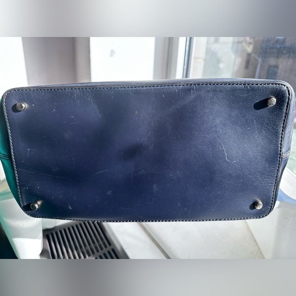 KATE SPADE NEW YORK
Textured Leather Tote Bag - Picture 6 of 10